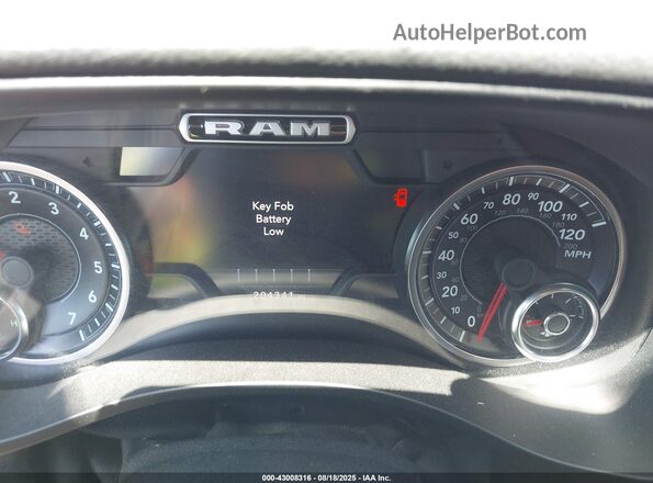 1C6RREFT4LN186605 2020 RAM 1500 Белый Вид задних сидений