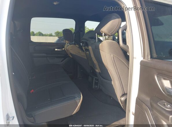 1C6RREGGXSN634409 2025 RAM 1500 White Vista de la etiqueta del VIN