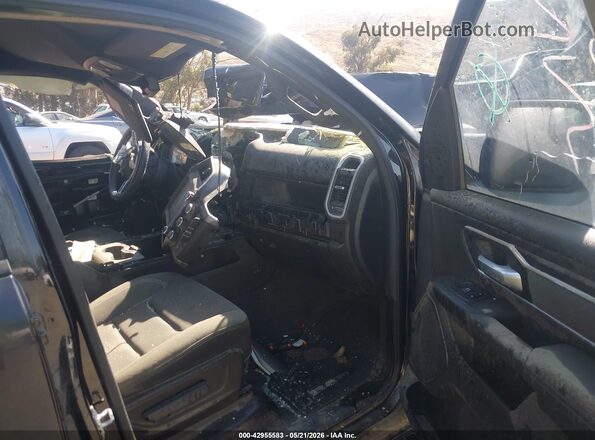 1C6RRFFG1NN429511 2022 RAM 1500 Black Vista interior delantera