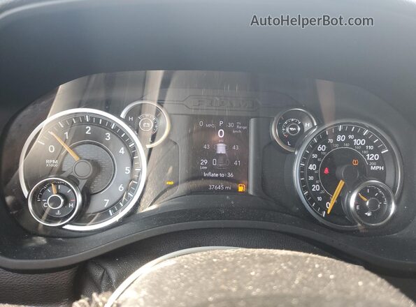 1C6RRFFG4NN179407 2022 RAM 1500 Черный Вид щитка приборов