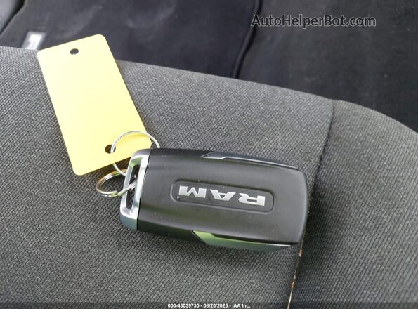 1C6SRFCT4RN144665 2024 RAM 1500 Blue 