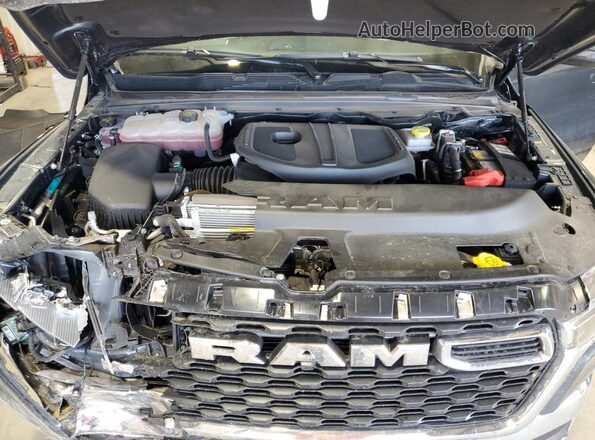 1C6SRFFP7SN668588 2025 RAM 1500 Gray Սալոնի հետևի տեսք