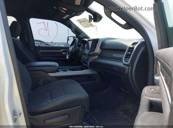 1C6SRFFT5LN282802 2020 RAM 1500 White Vista interior delantera