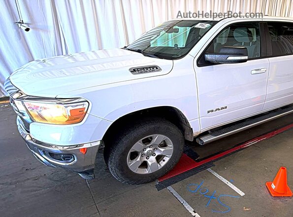 1C6SRFFT5MN632012 2021 RAM 1500  წინა მარცხენა ხედი სამი მეოთხედიდან
