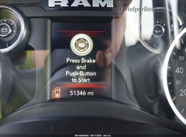 1C6SRFFT8MN800158 2021 RAM 1500 Maroon 