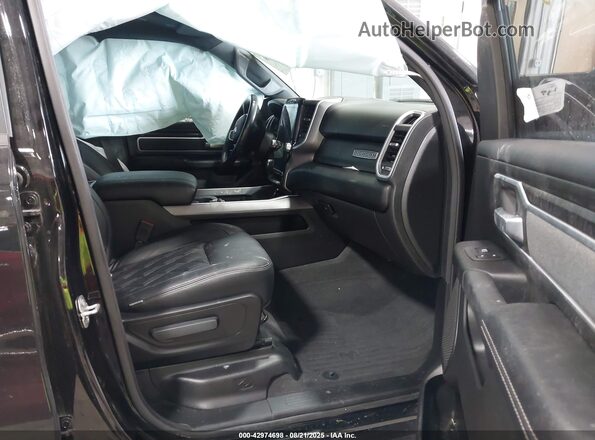 1C6SRFFT8NN128135 2022 RAM 1500 Black Widok wnętrza z przodu