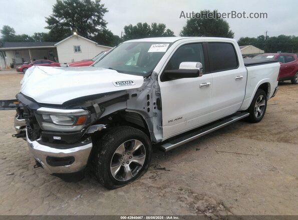 1C6SRFJT1LN111892 2020 RAM 1500 White წინა მარცხენა ხედი სამი მეოთხედიდან