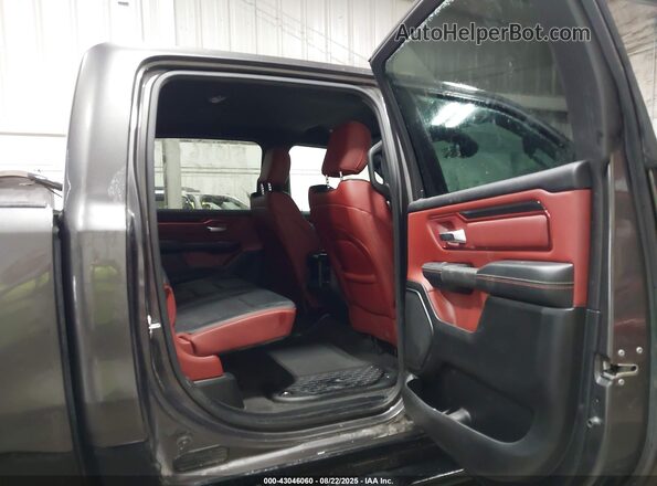 1C6SRFLT8LN257946 2020 RAM 1500 Gray Widok naklejki z numerem VIN