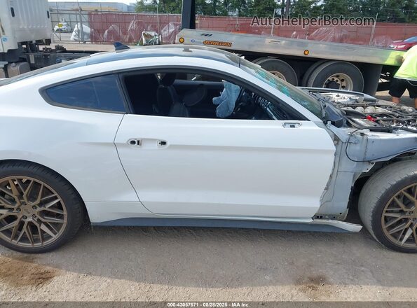 1FA6P8CF6L5162877 2020 FORD MUSTANG White Սալոնի 360 աստիճան տեսք
