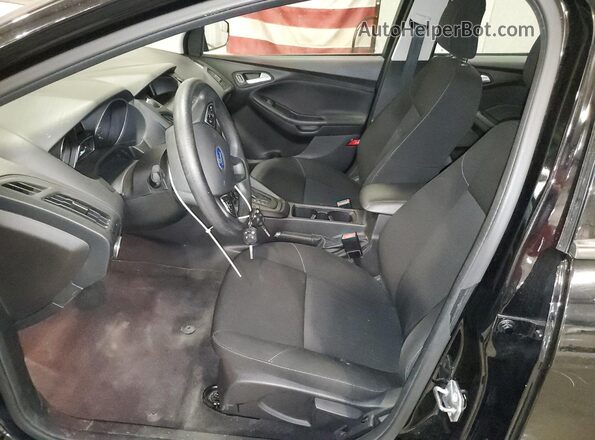 1FADP3F23JL211304 2018 FORD FOCUS Черный 