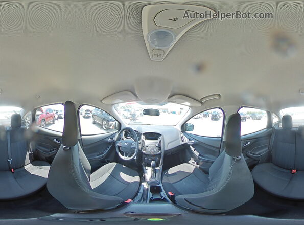 1FADP3F28JL288637 2018 FORD FOCUS White 