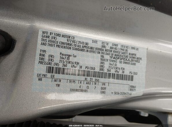 1FADP3FEXJL281652 2018 FORD FOCUS Silver Engine compartment view