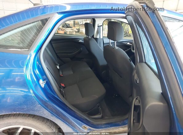 1FADP3H22JL282037 2018 FORD FOCUS Blue 
