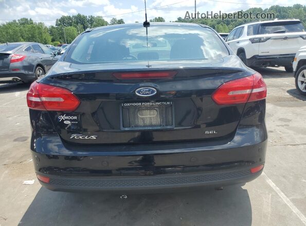 1FADP3H24JL250139 2018 FORD FOCUS Black 