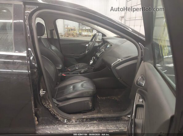1FADP3J23JL312723 2018 FORD FOCUS Black 