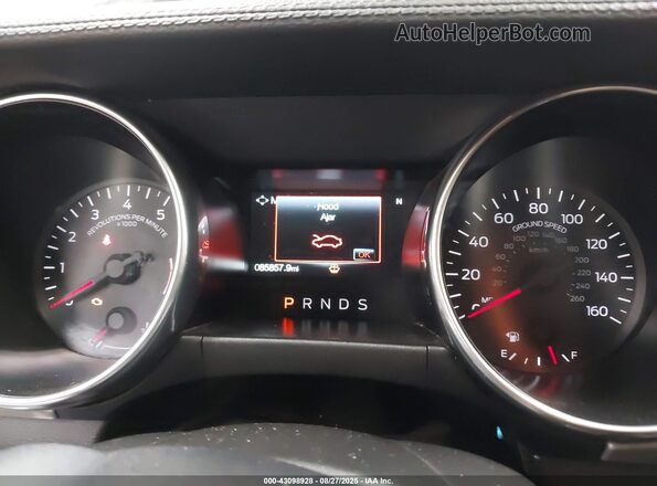 1FATP8UH1J5145274 2018 FORD MUSTANG Белый 