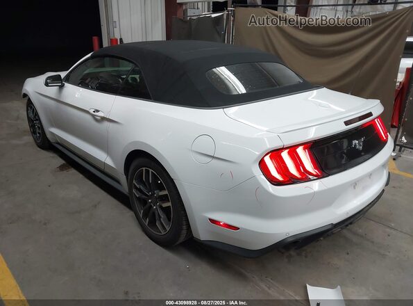 1FATP8UH1J5145274 2018 FORD MUSTANG Белый 