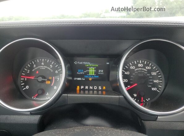 1FATP8UH8N5116280 2022 FORD MUSTANG Silver ხელსაწყოთა პანელის ხედი