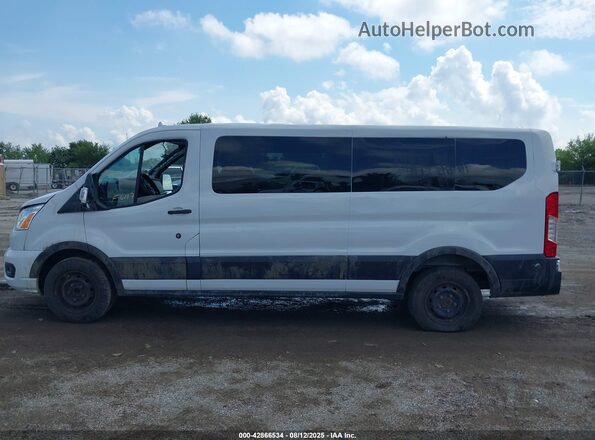1FBAX2YG9LKA44203 2020 FORD PASSENGER White Widok wnętrza 360 stopni