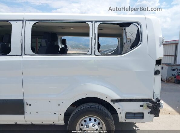 1FBAX9Y8XRKA47489 2024 FORD PASSENGER White 