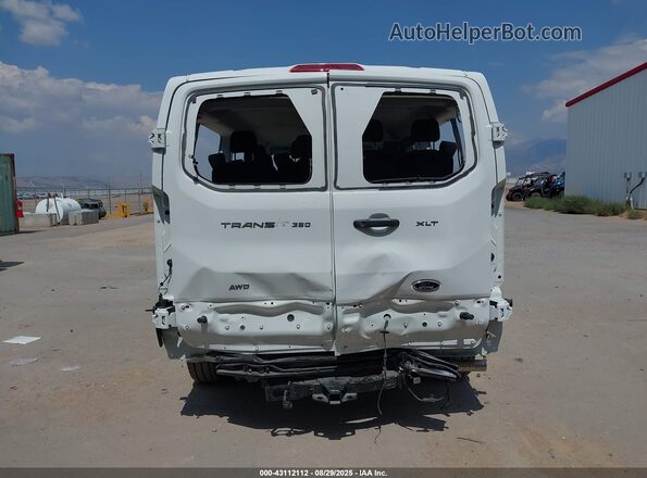 1FBAX9Y8XRKA47489 2024 FORD PASSENGER White Widok z przodu