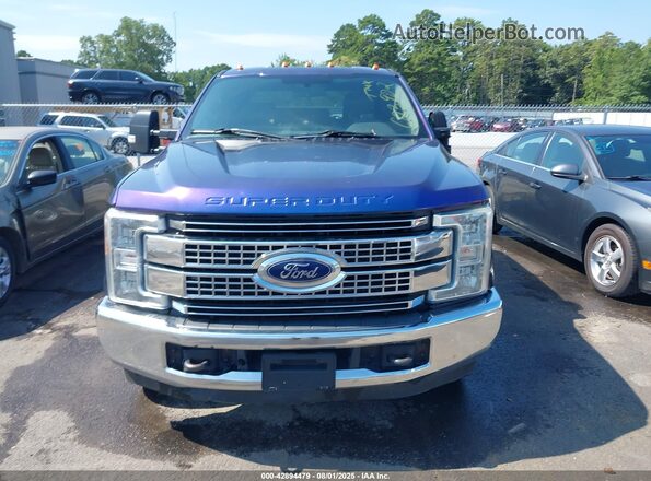 1FD7W3ET7HEC03902 2017 FORD F-350 CHASSIS Blue Առջևի վահանակի տեսք