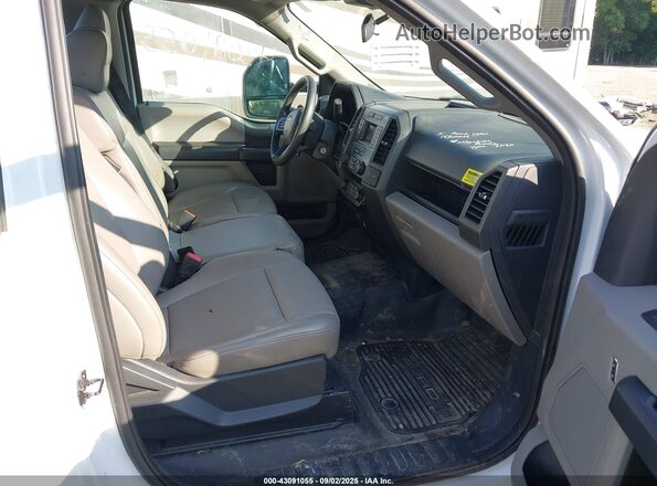 1FDBF2A62NED47776 2022 FORD F-250 White Սալոնի դիմացի տեսք