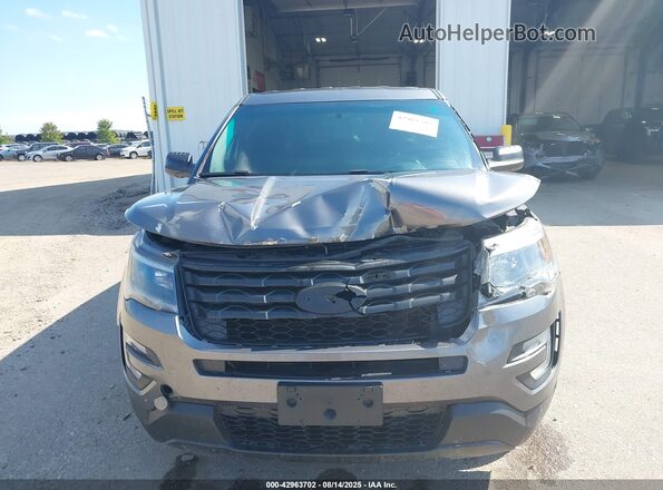 1FM5K8AR5HGA27964 2017 FORD POLICE INTERCEPTOR Gray Front view