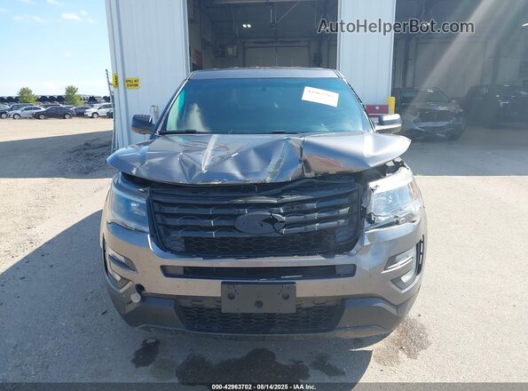 1FM5K8AR5HGA27964 2017 FORD POLICE INTERCEPTOR Gray Rear interior view