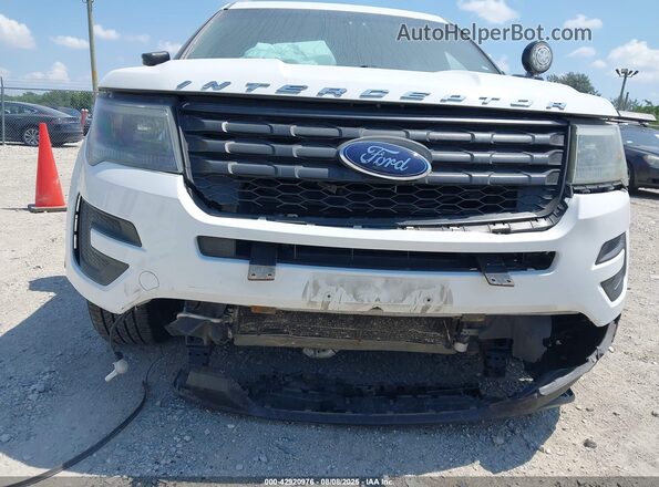 1FM5K8AR8GGA52758 2016 FORD POLICE INTERCEPTOR White Front view