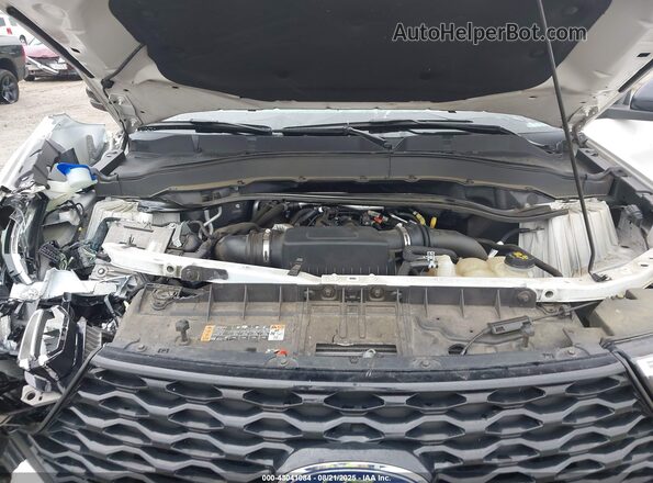 1FM5K8GC0LGC72957 2020 FORD FORD EXPLORER White Вид ззаду