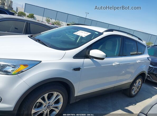 1FMCU0GD3JUA25314 2018 FORD ESCAPE White 