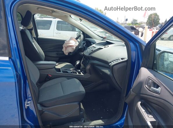1FMCU0GDXJUC28250 2018 FORD ESCAPE Blue Widok wnętrza z przodu