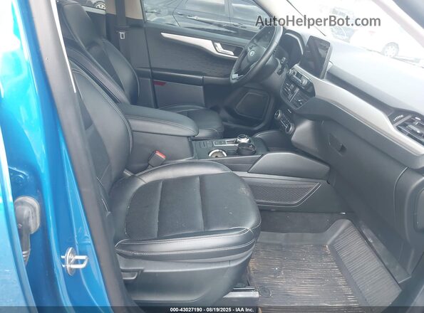 1FMCU0H62LUA66844 2020 FORD ESCAPE Синий Вид салона спереди
