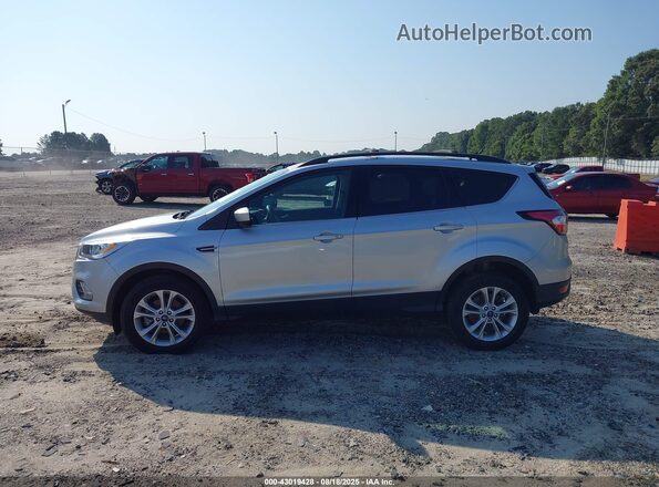 1FMCU0HD5JUD33910 2018 FORD ESCAPE Silver Vista interior de 360 grados