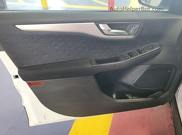 1FMCU9G60LUC60780 2020 FORD ESCAPE  Rear seats view