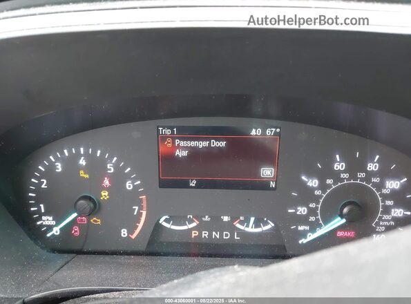 1FMCU9G63NUA65601 2022 FORD ESCAPE Белый Вид задних сидений