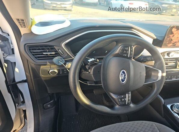 1FMCU9G64LUB14818 2020 FORD ESCAPE  Вид салона спереди