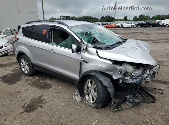1FMCU9GD5JUC13207 2018 FORD ESCAPE Silver 