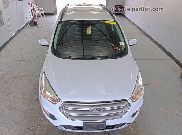 1FMCU9GD9JUC13288 2018 FORD ESCAPE  Передняя левая четверть