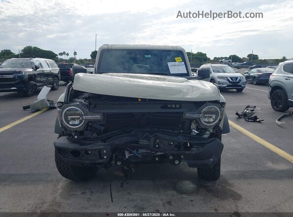 1FMDE7BH2SLB11631 2025 FORD BRONCO Бежевый Вид задней части салона