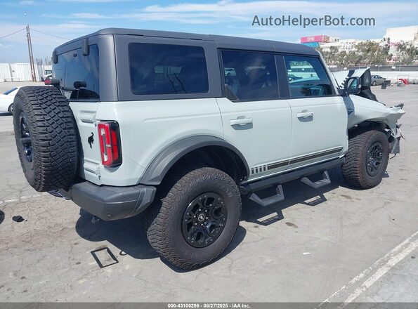 1FMEE5EP8MLA40840 2021 FORD BRONCO Серебряный Задняя правая четверть