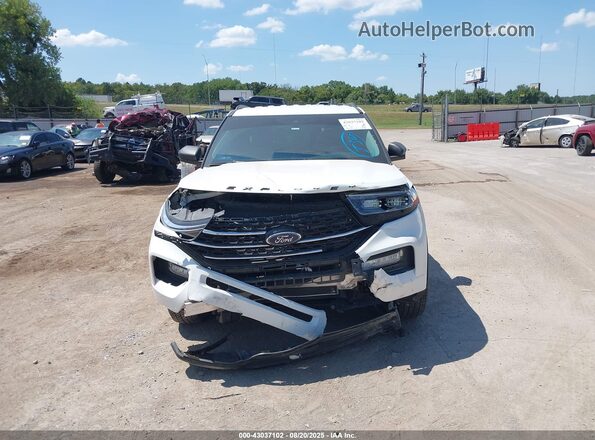 1FMSK8DHXLGD03540 2020 FORD FORD EXPLORER Белый Вид задней части салона