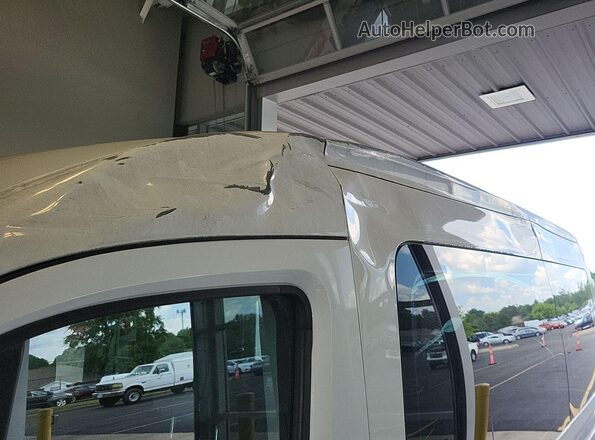 1FMZK1CM7HKA76963 2017 FORD TRANSIT-150 White 