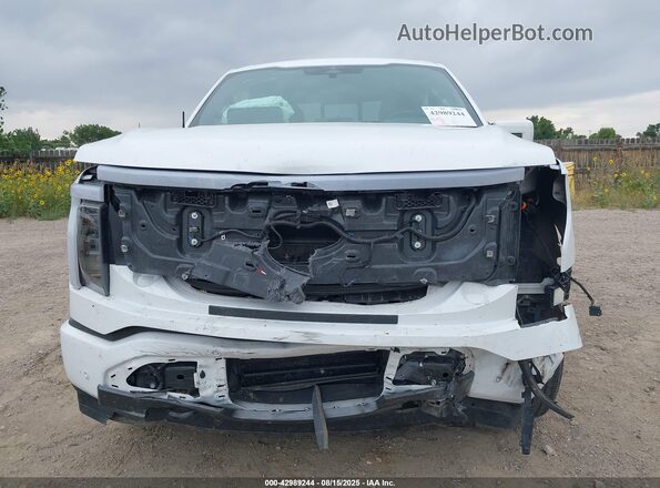 1FT6W1EV6PWG04601 2023 FORD F-150 LIGHTNING White Vista del cuadro de instrumentos