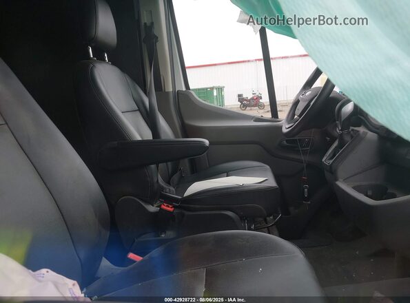1FTBR2C84PKB34536 2023 FORD TRANSIT-250 Белый Вид салона спереди