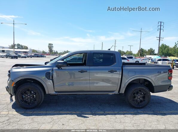 1FTER4HP2SLE08571 2025 FORD RANG Black Սալոնի 360 աստիճան տեսք
