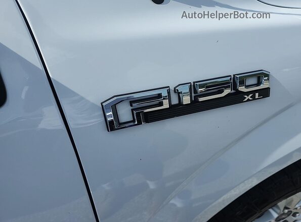 1FTEX1CPXLKE45905 2020 FORD F150  Вид щитка приборов