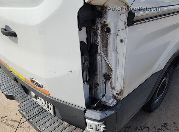 1FTYE1YM8HKA68368 2017 FORD TRANSIT-150  Вид щитка приборов