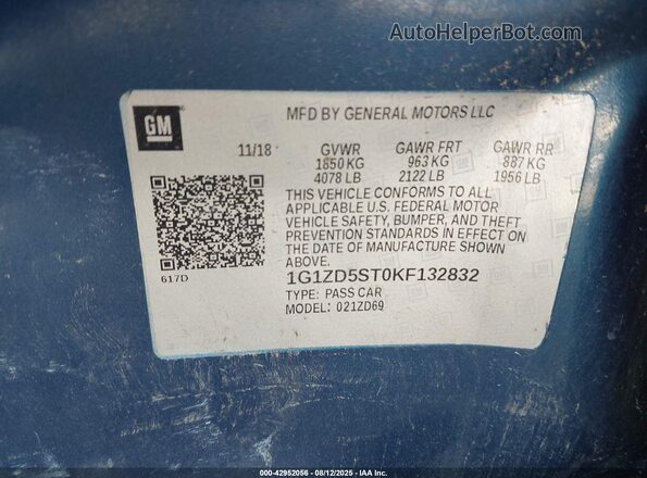 1G1ZD5ST0KF132832 2019 CHEVROLET MALIBU Blue ძრავის განყოფილების ხედი